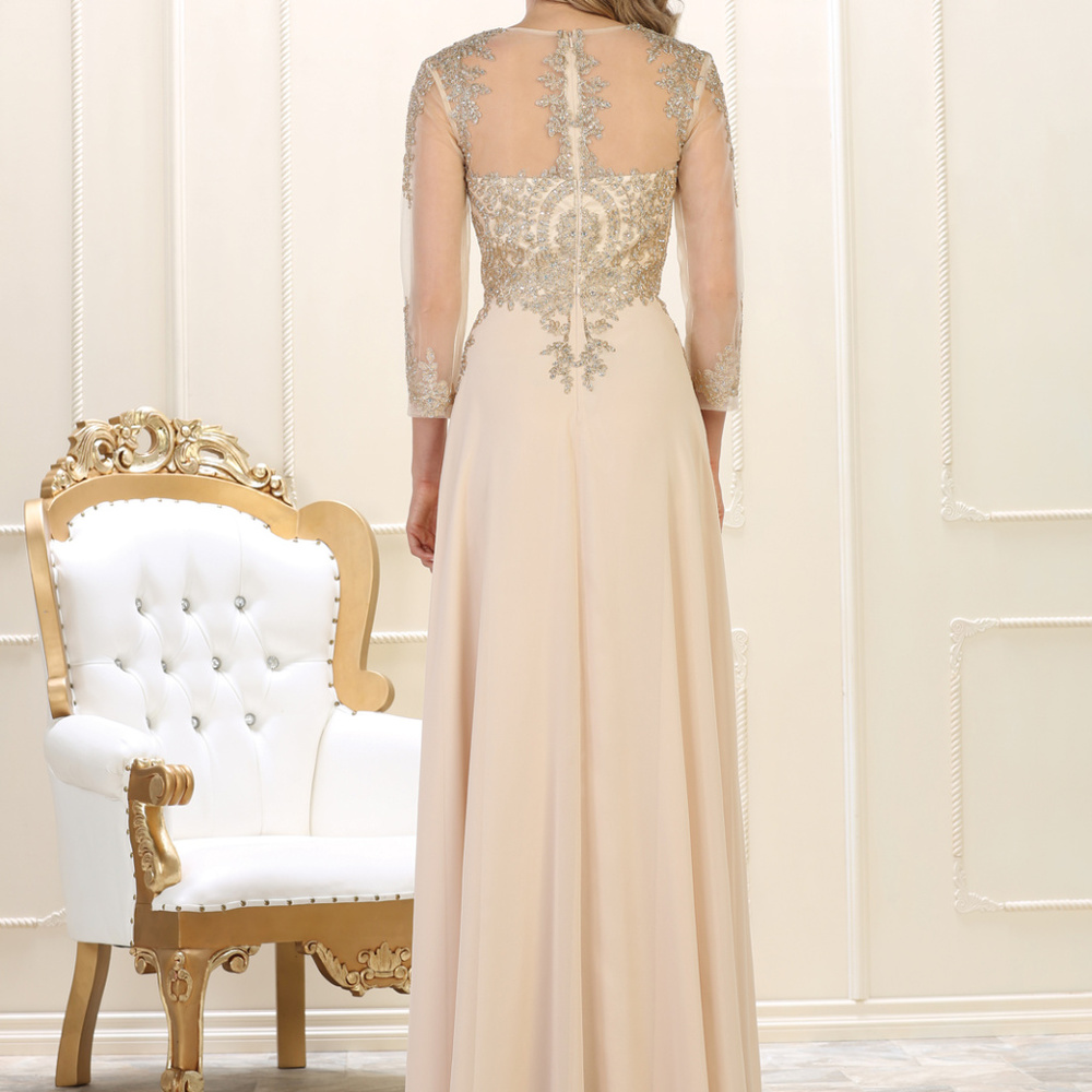 Mother of the Bride Dress & Plus Size too - Picture 7 of 9